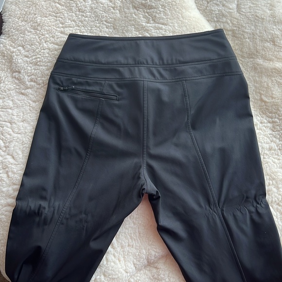 Fleece lined lululemon snowpants - Picture 6 of 6